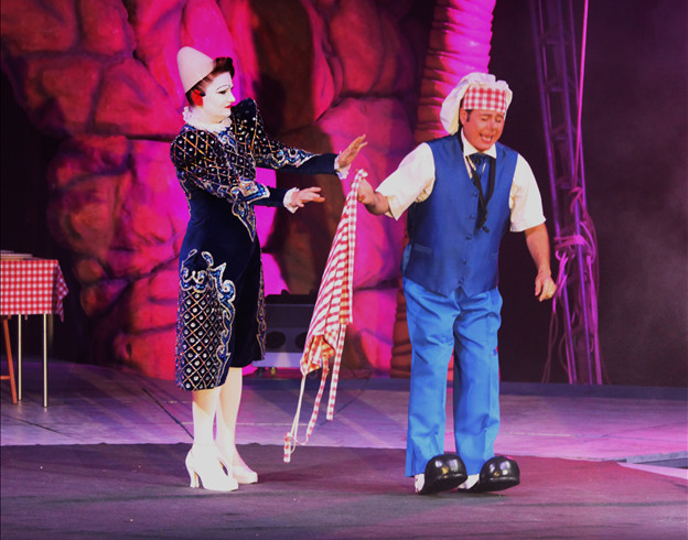 Les plus grands clowns du moment Les Popeys Family / Copyright Le Grand Cirque Sur l'Eau Les plus grands clowns du moment Les Popeys Family / Copyright Le Grand Cirque Sur l'Eau