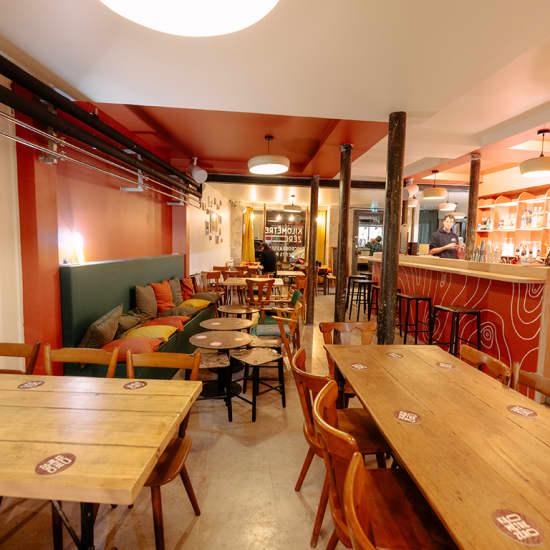 Microbrasserie locale et restaurant au cœur de Paris