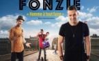 Fonzie dans 'Homme à tout faire' au théâtre BO Saint-Martin