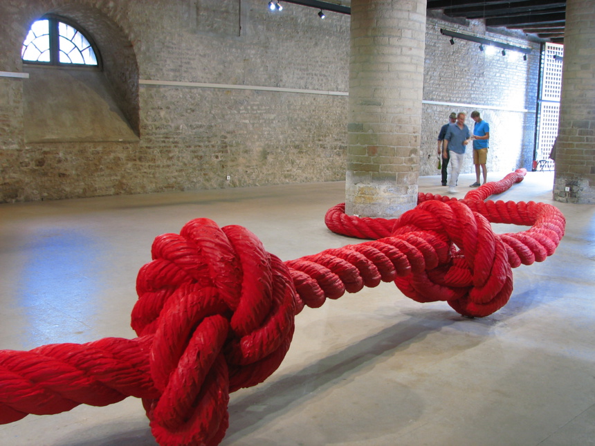 Exposition Corde à nœuds de Lilian Bourgeat à Cluny