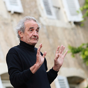 J-Louis Hourdin à la maison (J. Copeau) J-Louis Hourdin à la maison (J. Copeau)