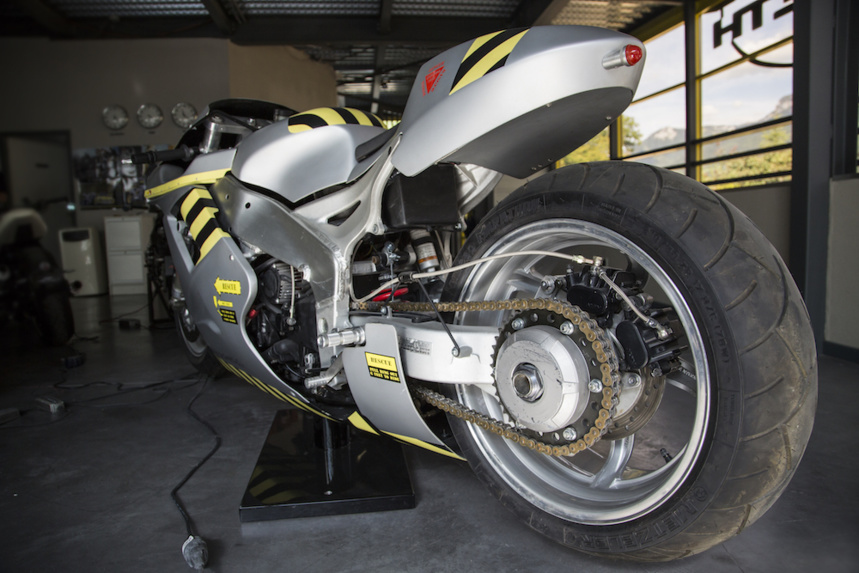 Moto Ludovic Lazareth (Photo Christophe Rassat) Moto Ludovic Lazareth (Photo Christophe Rassat)