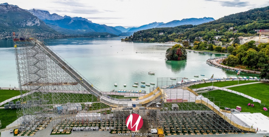 Le tremplin - Sosh Big Air - Lac d'Annecy 2017 ©Jean-Marc Favre - Drone Wooloomooloo Le tremplin - Sosh Big Air - Lac d'Annecy 2017 ©Jean-Marc Favre - Drone Wooloomooloo