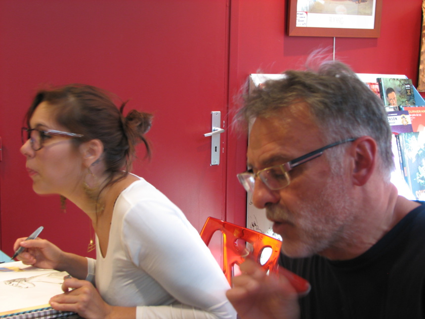 Dédicaces de Aude Mermilliod pour "Reflets changeants" et Jean-Louis Tripp pour "Extases" chez BD Fugue Annecy Dédicaces de Aude Mermilliod pour "Reflets changeants" et Jean-Louis Tripp pour "Extases" chez BD Fugue Annecy