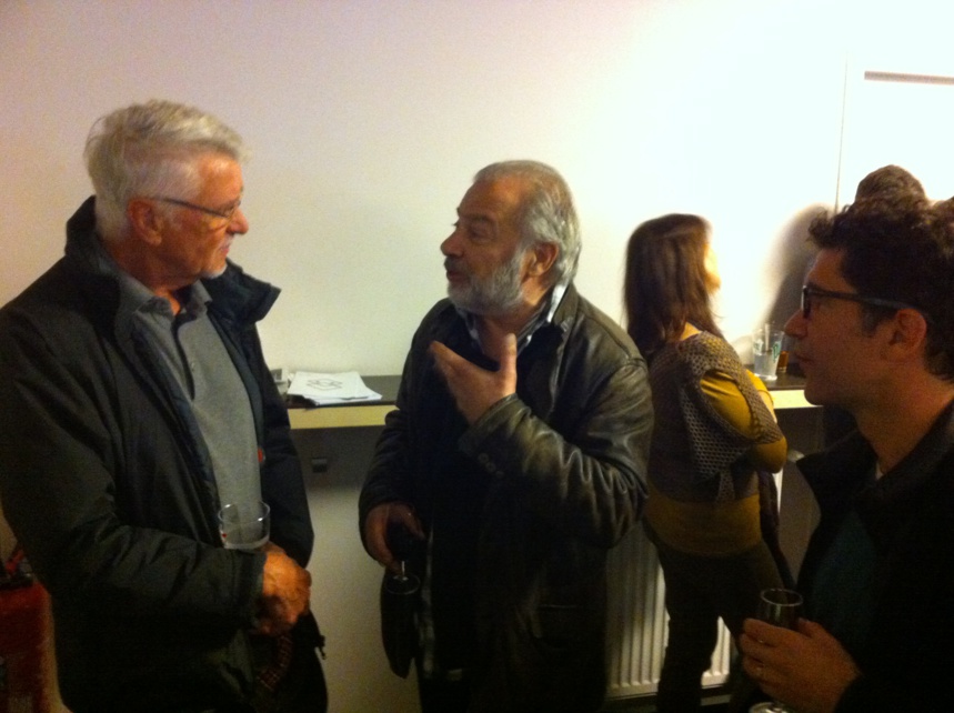 Aimé Jacquet avec l'un des acteurs après avoir parlé technique, esprit d'équipe et alchimie avec Cyril Teste Aimé Jacquet avec l'un des acteurs après avoir parlé technique, esprit d'équipe et alchimie avec Cyril Teste