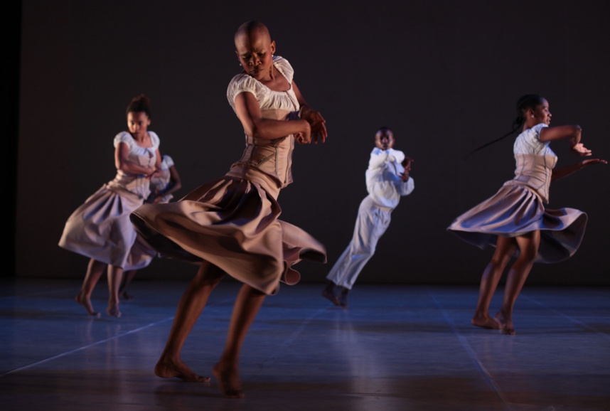 Dada Masilo Giselle ©John Hogg Dada Masilo Giselle ©John Hogg