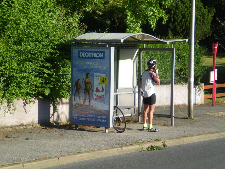 L'échappée par l'arrière: on attend un copain / Etape du Tour dimanche 8 juillet 2018 Annecy - Le Grand Bornand