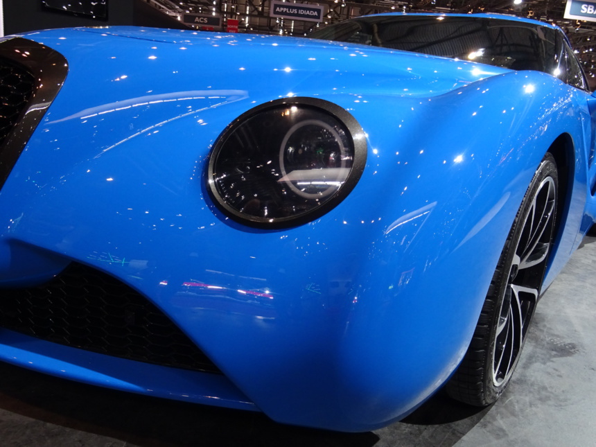 Un oeil rond Un oeil rond