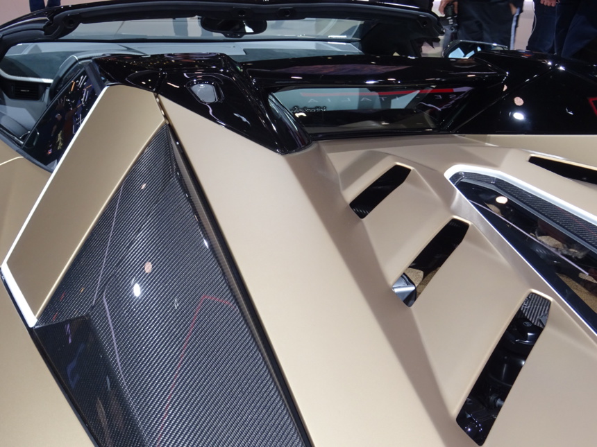 Des lignes épurées Des lignes épurées