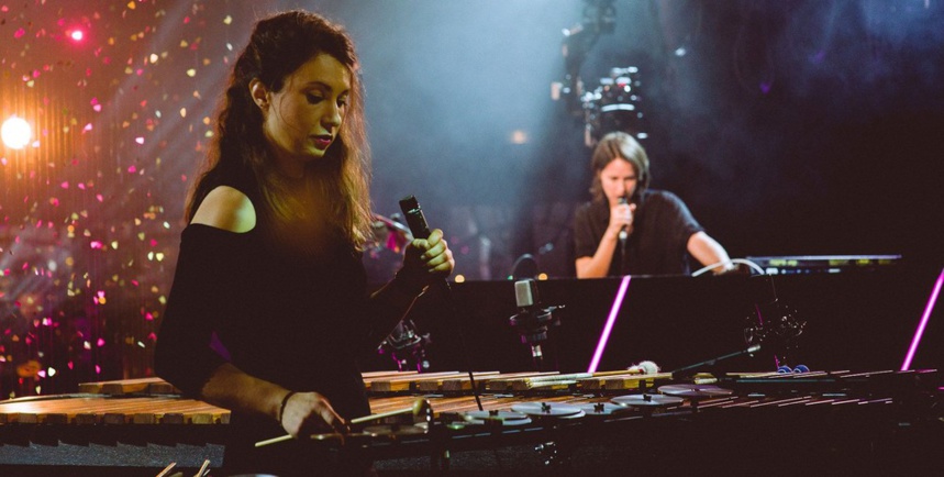 Chloé & Vassilena Serafimova Chloé & Vassilena Serafimova