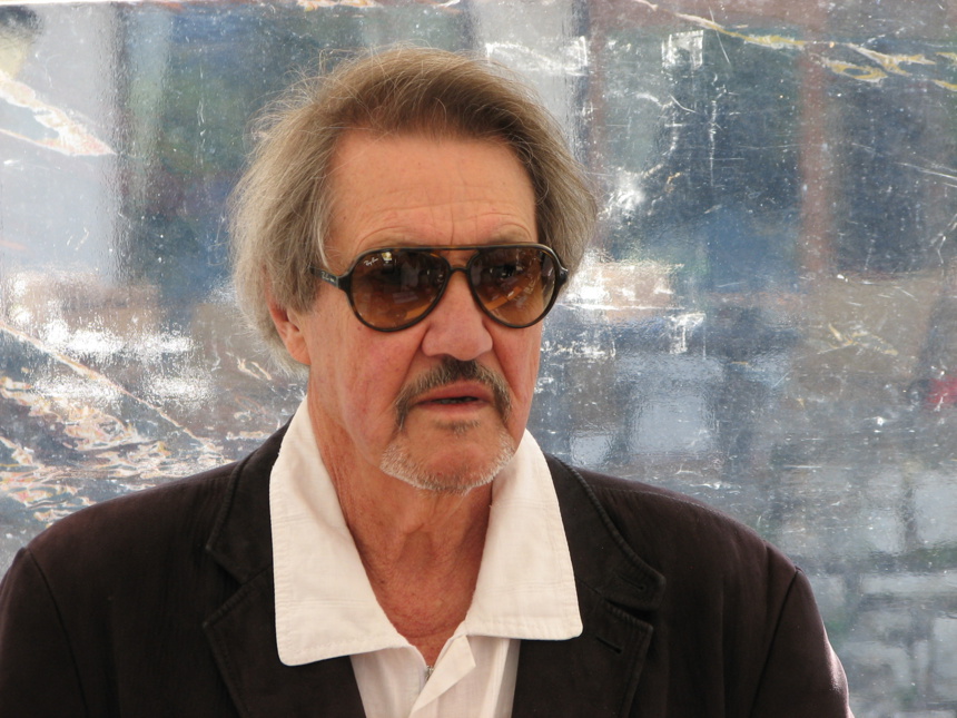 Jacques.A Bertrand à la Fête du Livre de Talloires Jacques.A Bertrand à la Fête du Livre de Talloires