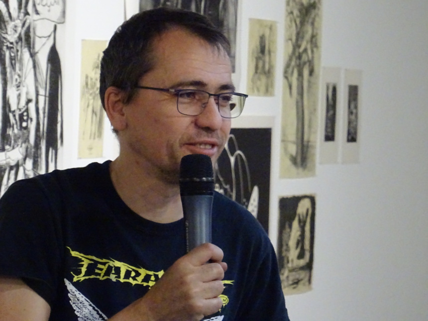 Damien Deroubaix lors du vernissage à la FabriC//Salomon ©Paul Rassat Damien Deroubaix lors du vernissage à la FabriC//Salomon ©Paul Rassat