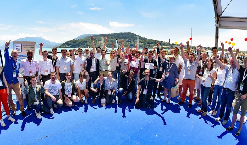 International CleanTech J -2 International CleanTech J -2