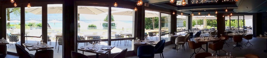 Stéphane Buron signe la carte du Black Bass à Sévrier Stéphane Buron signe la carte du Black Bass à Sévrier