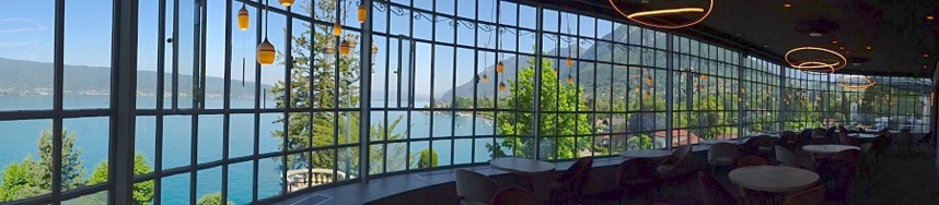 La verrière. L'un des bijoux du Palace de Menthon La verrière. L'un des bijoux du Palace de Menthon