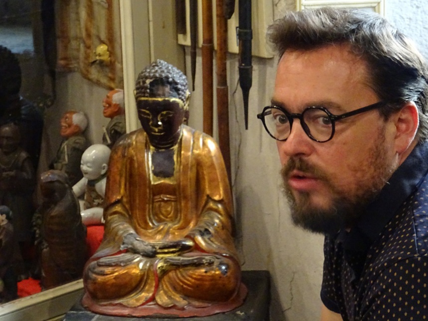 Arnaud Delerce et le bouddha