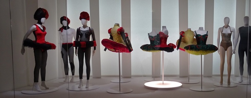 Exposition "Les couturiers de la danse" au CNCS de Moulins jusqu'au 3 mai 2020 Exposition "Les couturiers de la danse" au CNCS de Moulins jusqu'au 3 mai 2020