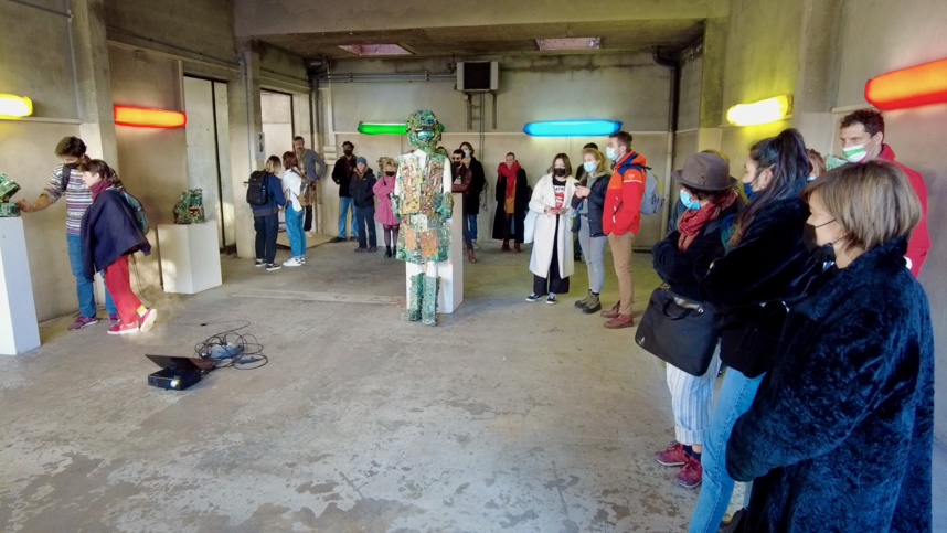 Yannos Majestikos, un artiste "branché" et engagé à l'ESAAA © Cloée Lecomte Yannos Majestikos, un artiste "branché" et engagé à l'ESAAA © Cloée Lecomte