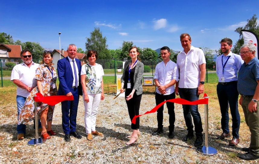 Les abeilles ont maintenant leur piste d'atterrissage à l’aéroport Annecy ! Les abeilles ont maintenant leur piste d'atterrissage à l’aéroport Annecy !
