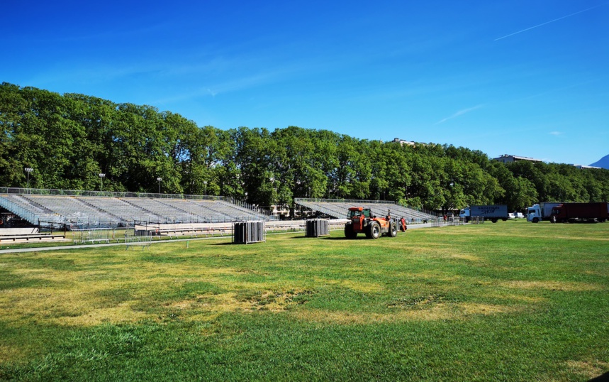 La Fête du Lac d'Annecy 2023 : Place aux Préparatifs des Feux qui Vont Enflammer le Lac La Fête du Lac d'Annecy 2023 : Place aux Préparatifs des Feux qui Vont Enflammer le Lac