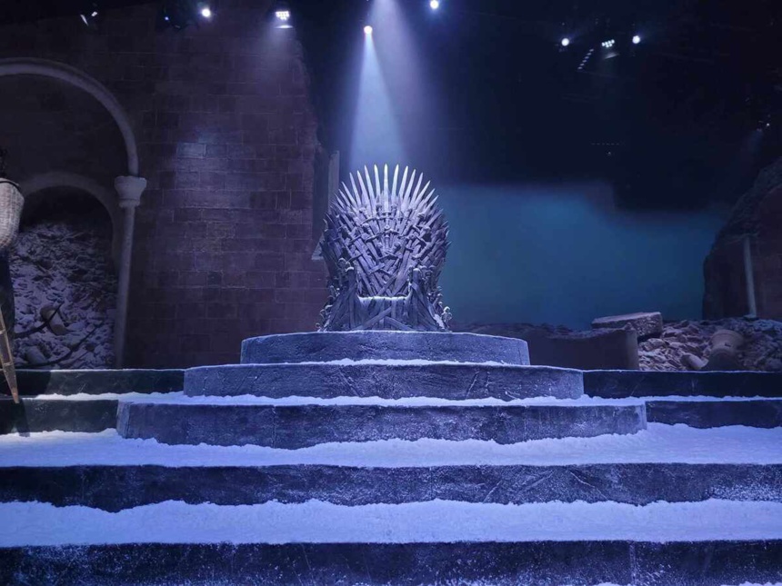 Le Trône de Fer - Game of Thrones Studio Tour Belfast 2023 © Zack Seminet Le Trône de Fer - Game of Thrones Studio Tour Belfast 2023 © Zack Seminet