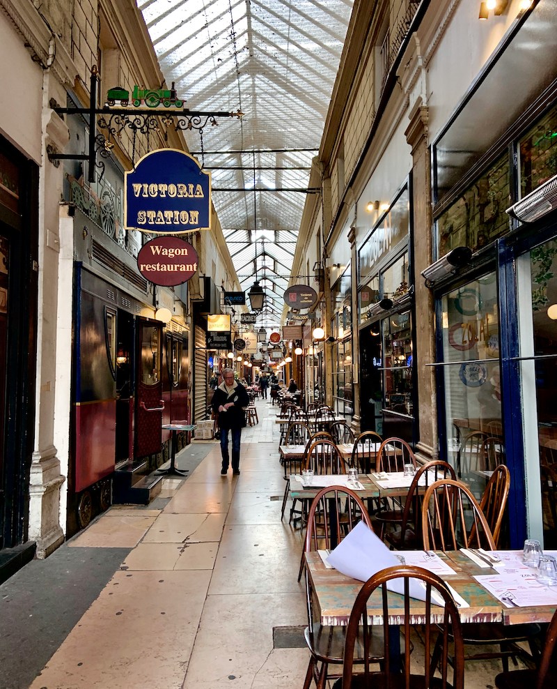 Les Passages et Galeries de Paris © Felipe castro - Unsplash