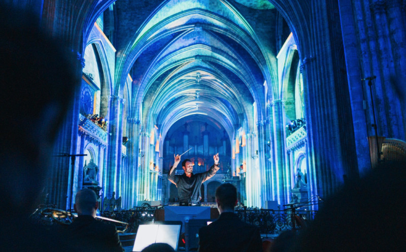L'expérience peut s'accompagner d'un concert philharmonique © luminiscence L'expérience peut s'accompagner d'un concert philharmonique © luminiscence