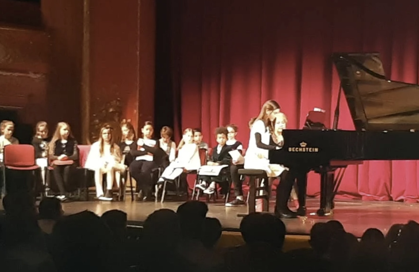 Plus Qu'un Concert : Un Engagement Plus Qu'un Concert : Un Engagement