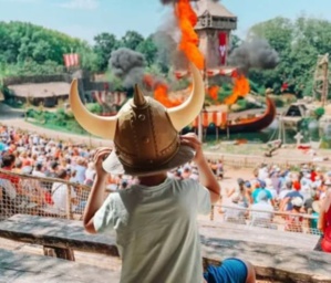 Le Puy du fou accueille chaque année plusieurs visiteurs © Le Puy du fou