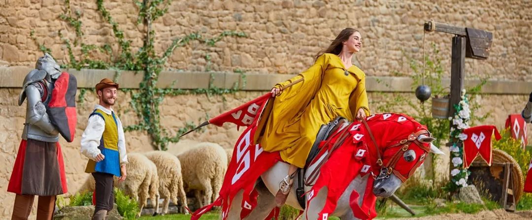 Des ateliers divers sont proposés pour comprendre le fonctionnement du parc © Puy du Fou