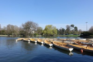 Pour ceux qui préfèrent il est possible de faire une balade en barque © Par *_*