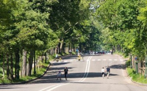 Le Bois de Boulogne dispose de plusieurs sentiers pour faire du vélo © Guillaume Bontemps/ mairie de Paris