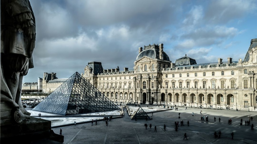 Il est possible de visiter le musée du Louvre gratuitement © Chris Karidis Il est possible de visiter le musée du Louvre gratuitement © Chris Karidis