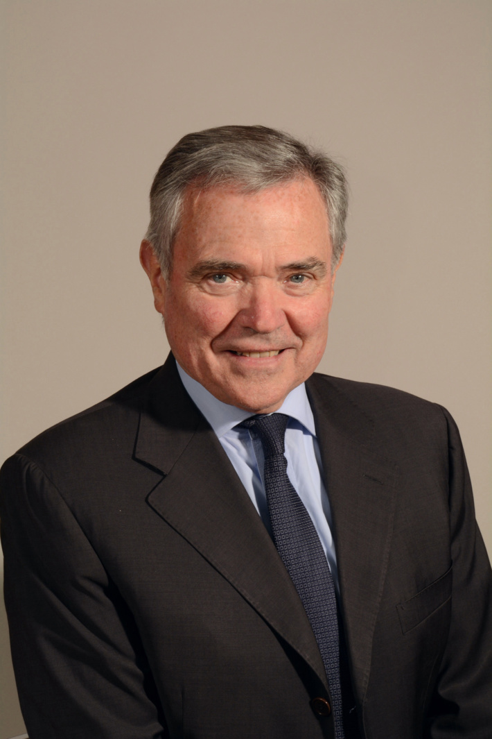 Bernard Accoyer, Député-Maire d'Annecy-le-Vieux Bernard Accoyer, Député-Maire d'Annecy-le-Vieux