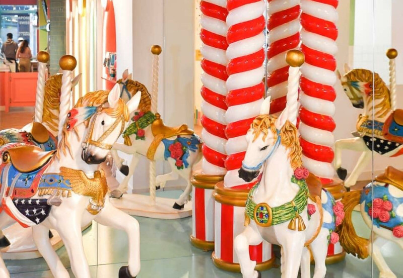 Le buffet vaut le coup aussi pour son décors féérique © Sweet Bazar Le buffet vaut le coup aussi pour son décors féérique © Sweet Bazar