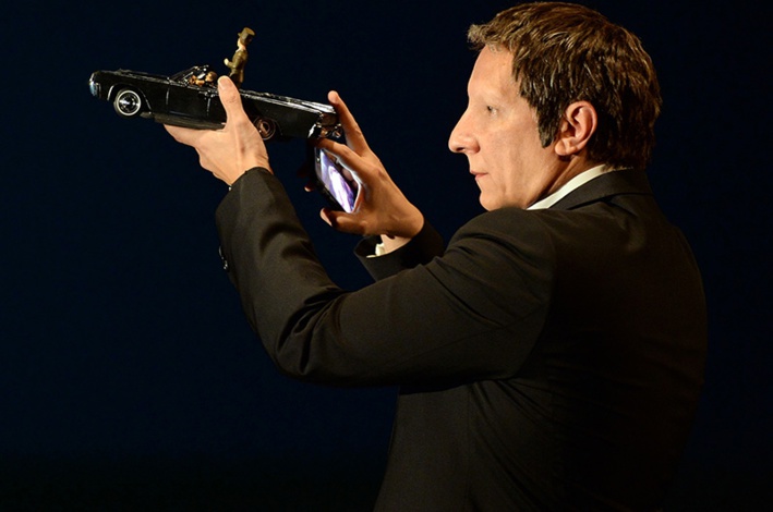 Des navettes pour y aller... et des places à gagner pour 8.8.7. de Robert Lepage à Bonlieu ! Des navettes pour y aller... et des places à gagner pour 8.8.7. de Robert Lepage à Bonlieu !