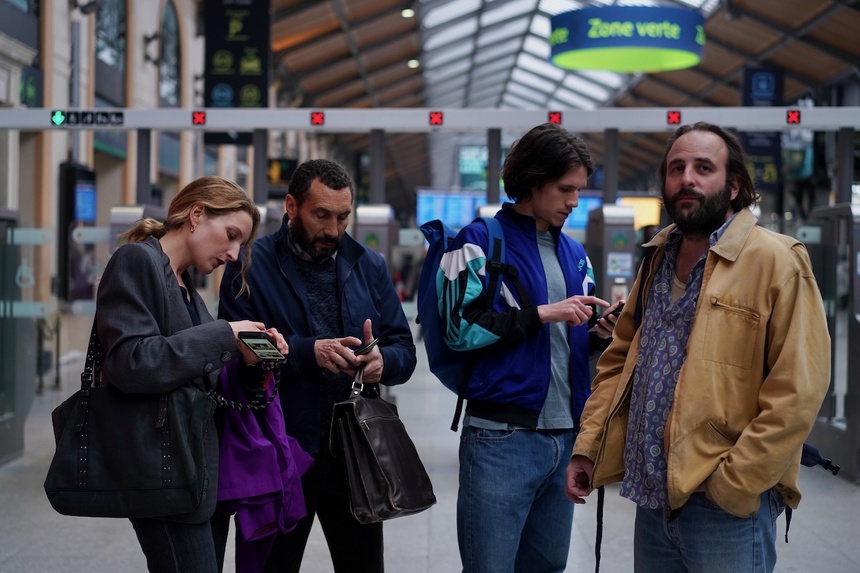 Film La Venue de l'avenir - Abraham Wapler,  Vincent Macaigne, Julia Piaton, Zinedine Soualem © Ce qui me meut
