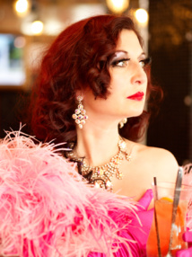 LE BAL CHARLOT, quand le swing rencontre les temps modernes ! LE BAL CHARLOT, quand le swing rencontre les temps modernes !