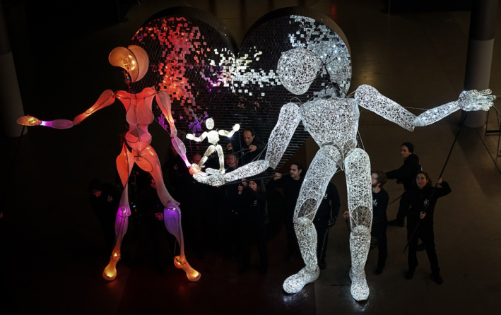 Dundu Tobias Huseman - Stefan Clarisius ® Dundu Dundu Tobias Huseman - Stefan Clarisius ® Dundu