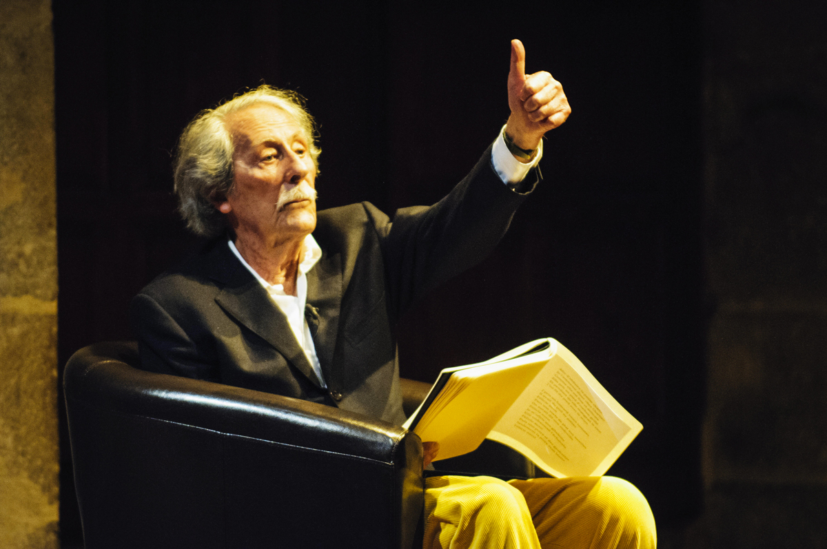 Jean Rochefort au Château d'Annecy dans le cadre de Coup de Théâtre. (photo F.Blin)