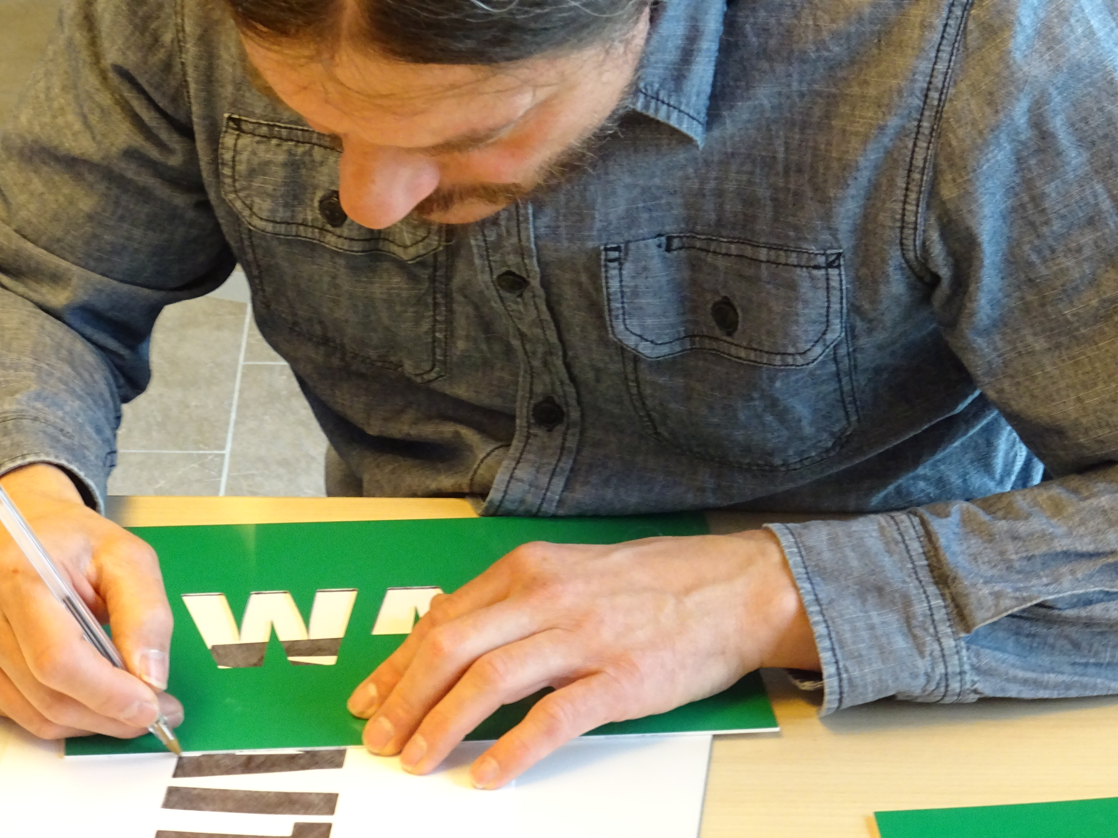 Xavier Chevalier - WAIT Xavier Chevalier - WAIT