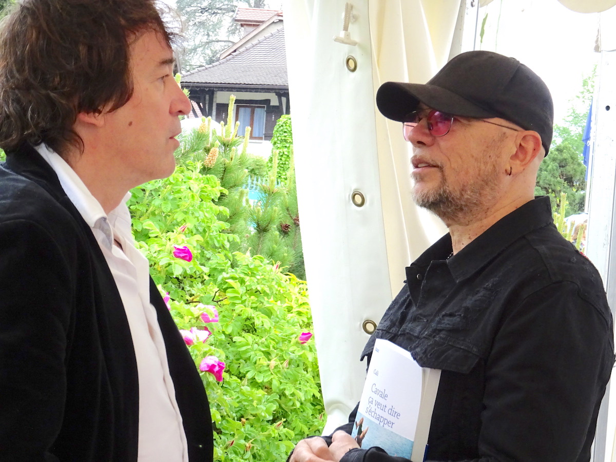 Pascal Obispo à obtenu la dédicasse de Cali Pascal Obispo à obtenu la dédicasse de Cali