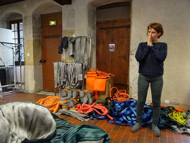 Awena Cozannet, une artiste qui en découd avec les frontières Awena Cozannet, une artiste qui en découd avec les frontières