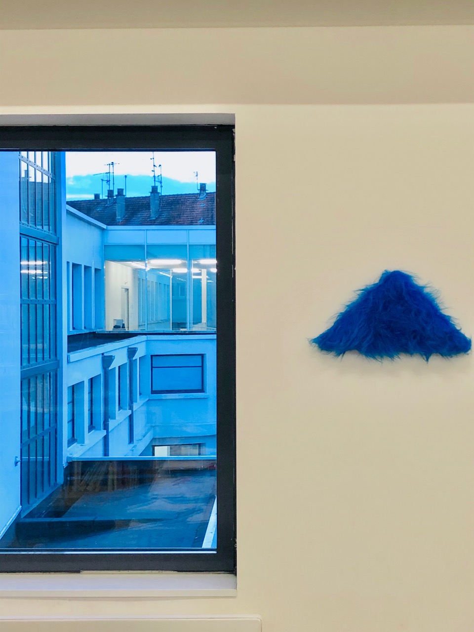 Cuddly Palermo de Sylvie Fleury 1994 © Consortium Museum (avec vue sur le Consortium) Cuddly Palermo de Sylvie Fleury 1994 © Consortium Museum (avec vue sur le Consortium)