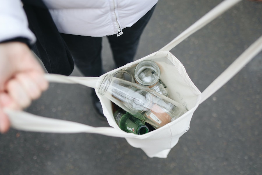 Réduire sa consommation domestique, pas facile mais possible ! ©Polina Tankilevitch Réduire sa consommation domestique, pas facile mais possible ! ©Polina Tankilevitch