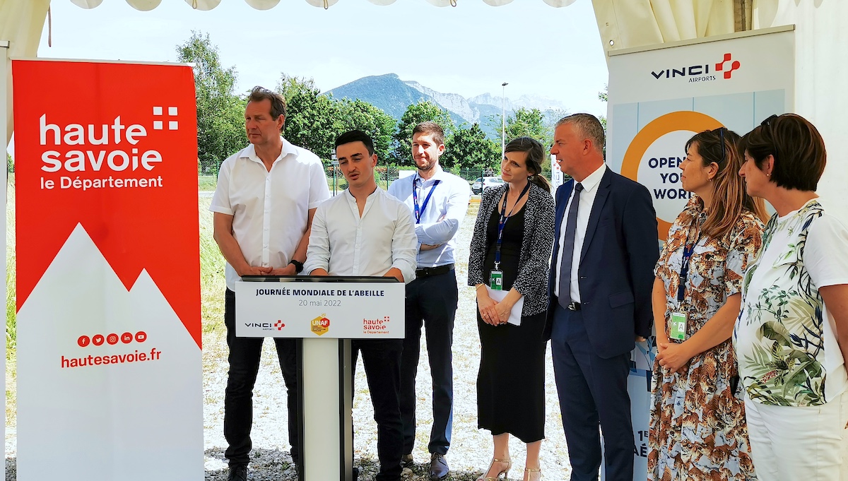 Les abeilles ont maintenant leur piste d'atterrissage à l’aéroport Annecy !