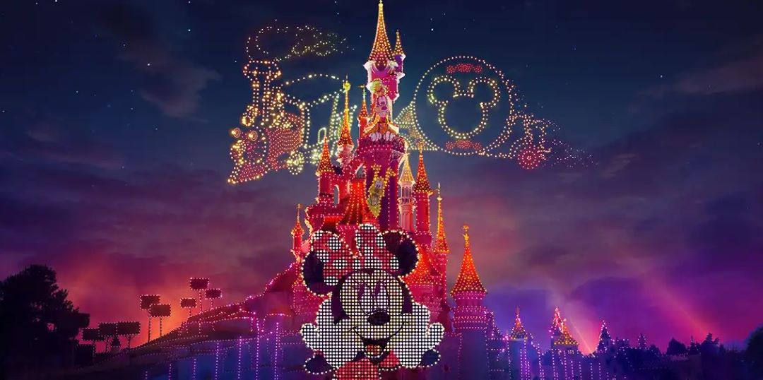 Plusieurs spectacles sont proposés pour émerveiller petits et grands  © Disneyland Paris