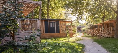 Le Camping Paris est le seul camping sur Paris, niché dans le Bois de Boulogne © Le Camping Paris