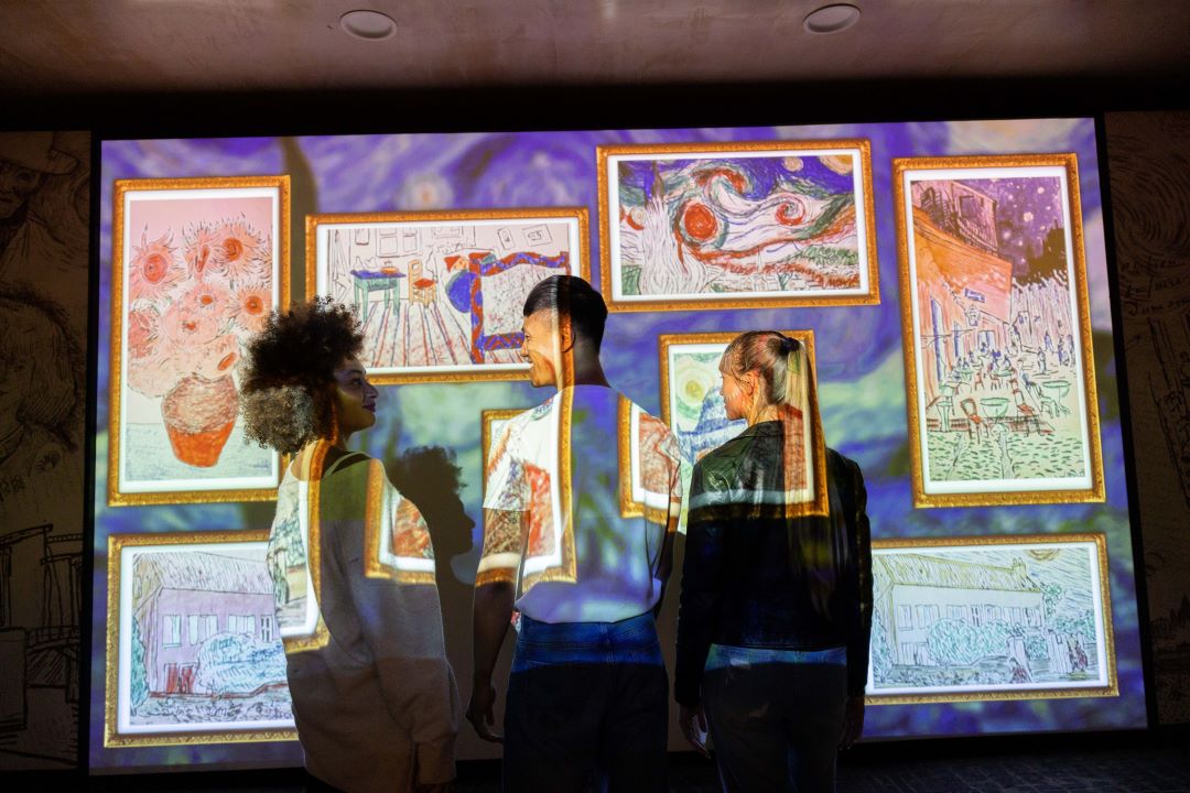 Allez au plus proche des peintures de Van Gogh ©  Fever Allez au plus proche des peintures de Van Gogh ©  Fever