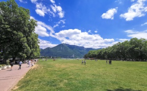 Le Pâquier (Champ de Mars) à Annecy : un poumon vert au cœur de la ville